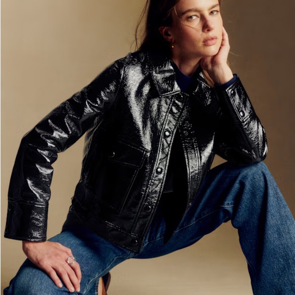 Sezane TERRY JACKET in Black Vinyl